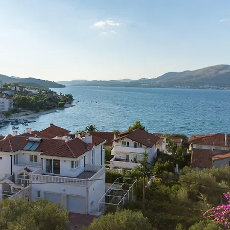 Apartahotel Katarina 3*