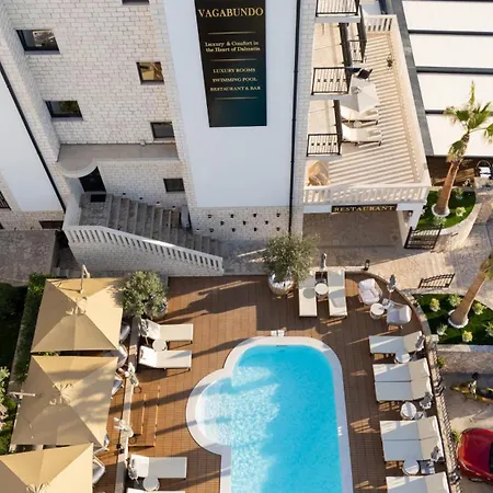 Vagabundo - Heated Pool , Stunning View & Breakfast