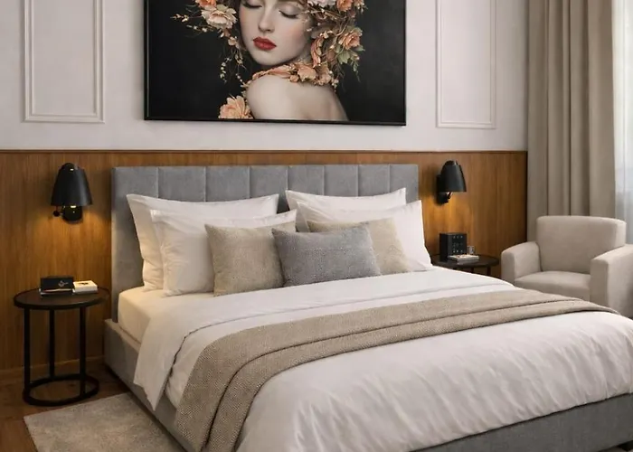 Hotel Vagabundo - Newly Renovated, 100m From Beach, Pool & Breakfast 4*