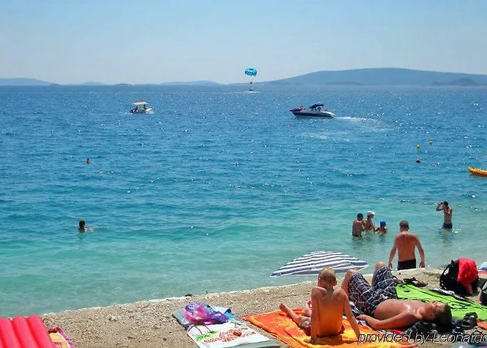 Vagabundo - Newly Renovated, 100m From Beach, Pool & Breakfast Hotel 4*