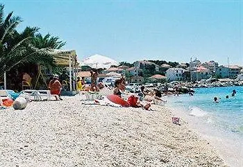 Vagabundo - Newly Renovated, 100m From Beach, Pool & Breakfast Hotel Trogir