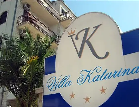 شقة فندقية Katarina 3*