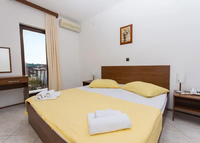 Apartmanhotel Katarina 3*